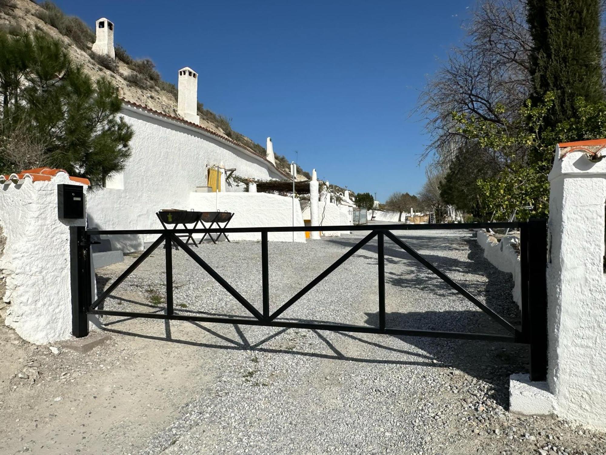 Alojamientos Cuevas Tiana El Aljibete Εξωτερικό φωτογραφία
